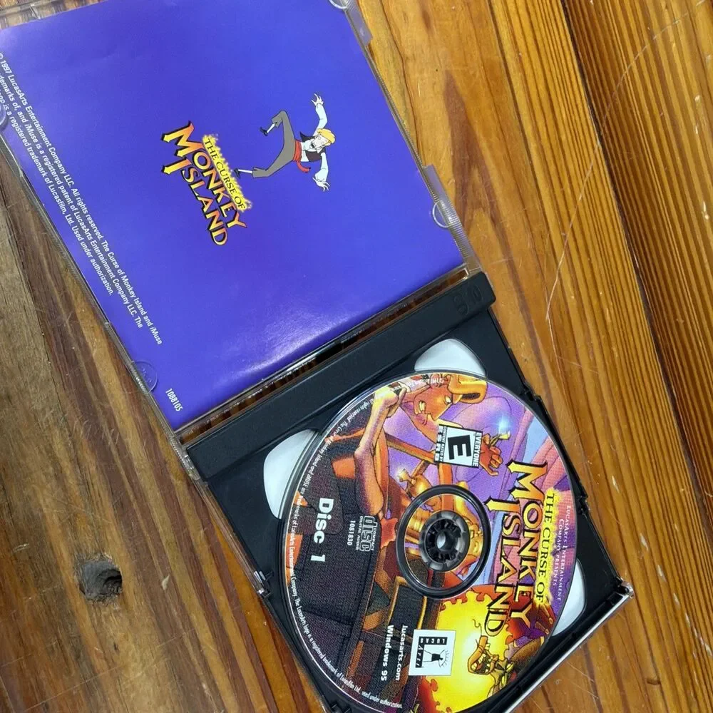 VINTAGE The Curse Of Monkey Island Lucas Arts PC CD-ROM 1997 Pirates MINTY!